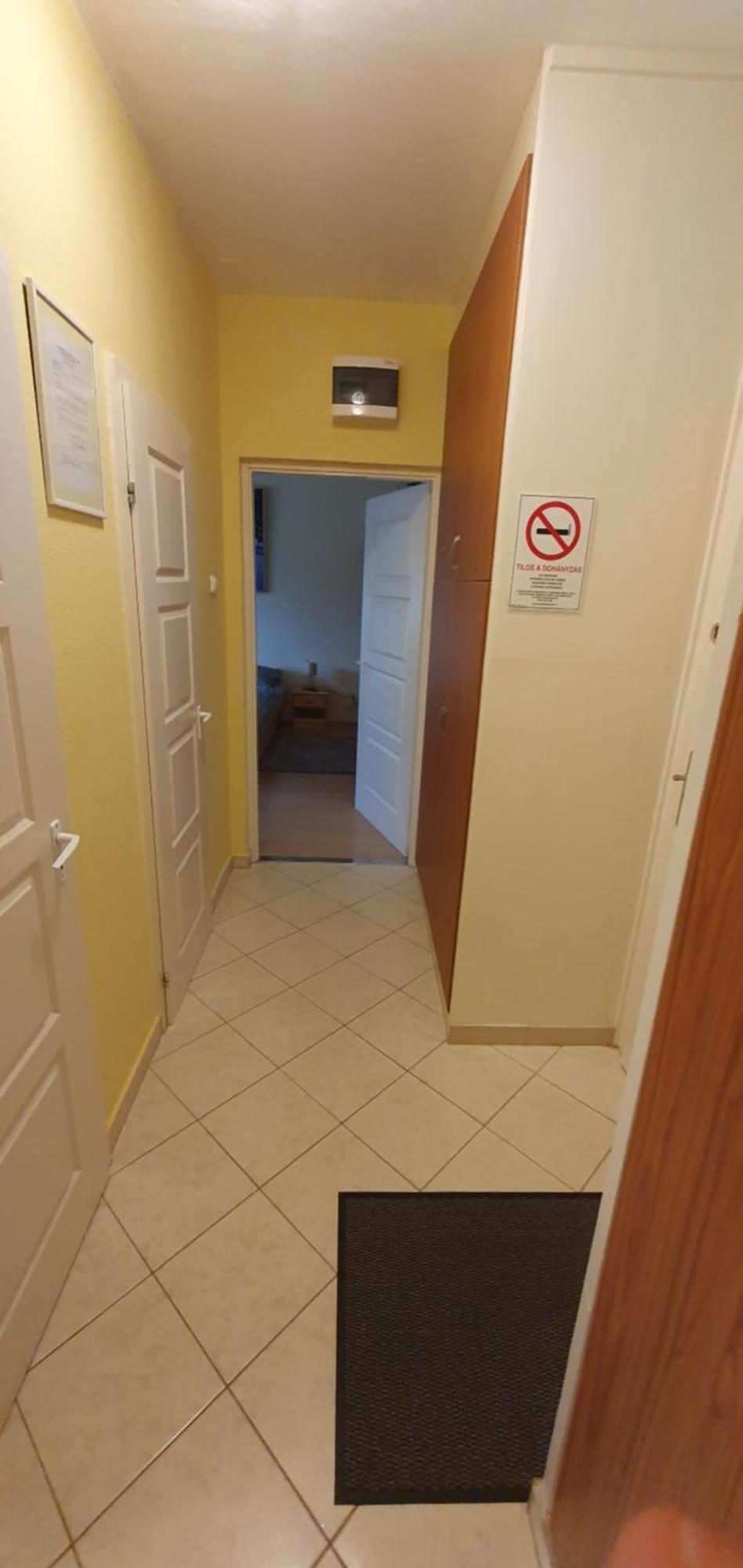 Hegyalja Apartman 절러에게르세그 외부 사진