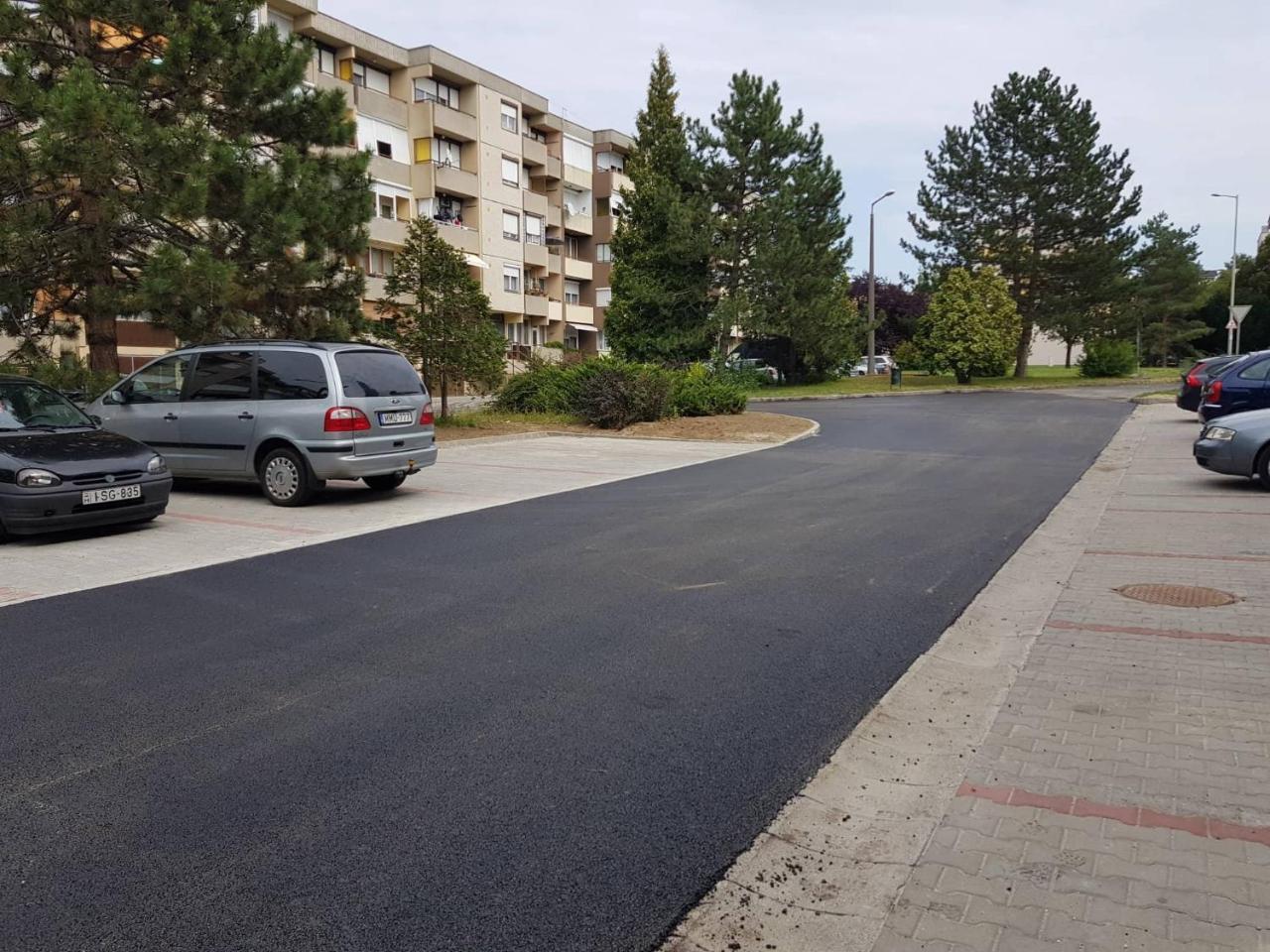 Hegyalja Apartman 절러에게르세그 외부 사진